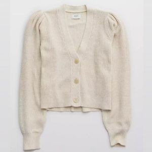 Aerie cream cropped button front cardigan small
